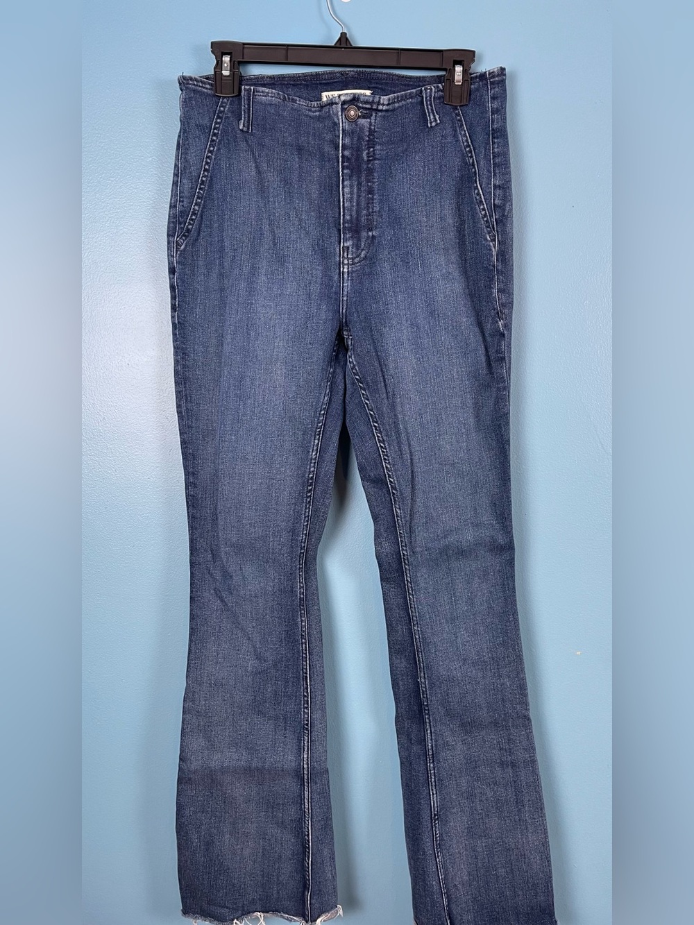 WE THE FREE FP HIGH RISE BOOT CUT JEANS SIZE 30